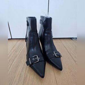 Black Leather Ankle Boots Size 8.5 New